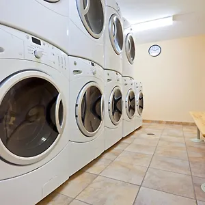 https://candlewood-suites-times-square.us-newyorkcity.com