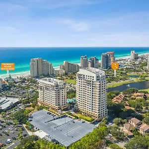 https://luau-at-sandestin-tower-i-ii.hotels-destin.com